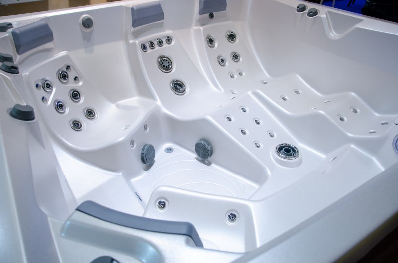 Spa-Style Hydrotherapy Tub